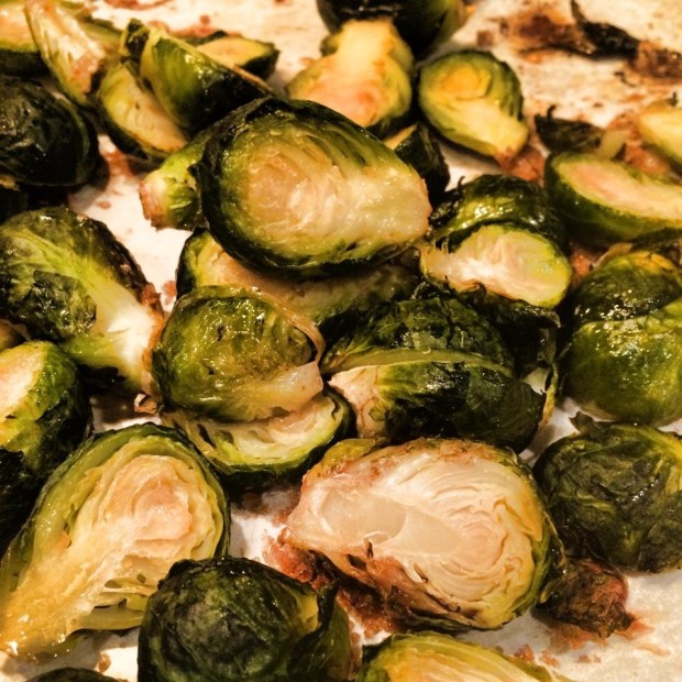 Roasted brussel sprouts, healthy veggies, roasted vegetables, how to make brussel sprouts taste good, Maegan Blinka, Yummy brussel sprout recipe