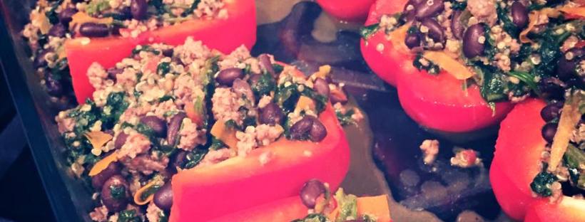 Stuffed Peppers, healthy stuffed peppers, quinoa stuffed peppers, 21 day fix approved stuffed peppers, insanity max 30 stuffed peppers, clean eating stuffed peppers, eat clean,