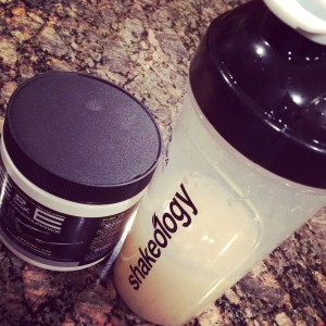 What is E&E, What does E&E taste like, Is E&E worth it, Energy and Endurance, Maegan Blinka, Megan Blinka, Beachbody coach, Successful Beachbody coach, Star Diamond Beachbody Coach, Does E&E have artificial ingredients or sweeteners or preservatives, online health and fitness accountability group, Is E&E 21 day fix extreme approved, Where do you buy E&E, Where do you buy Energy and Endurance