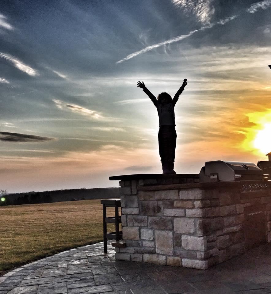 Maegan Blinka, Megan Blinka, International Beachbody Coaching Opportunity, UK Beachbody Coaching, Backstage pass into the Coach life, Beachbody Coaching informational call, Do you have to be at your goal weight to coach, Who can be a Beachbody Coach, Common Beachbody Coach objections, How to get started as a Beachbody Coach, Beachbody Coaching FAQ, Pittsburgh Sunsets