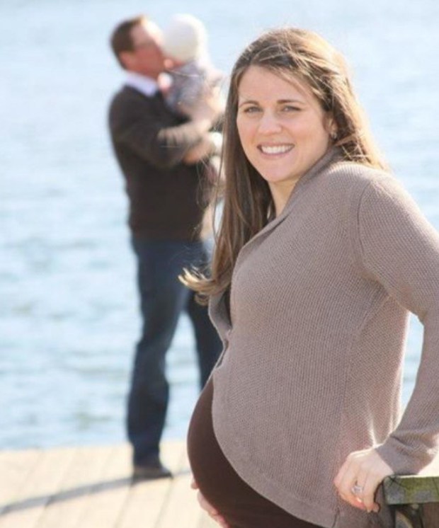 Maternity shot 2013 pregnant with Colt