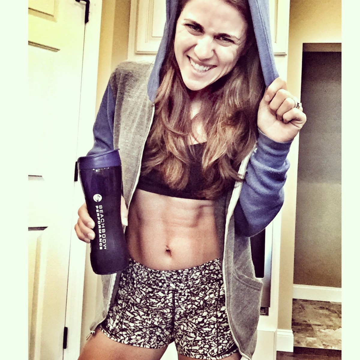 Maegan Blinka, Megan Blinka, Traveling Tips, How to stay on track while traveling, OBX vacation, Outer Banks Fitness, Shift Shop testgroup participant, Shift Shop results, Shift Shop example meal plan, Motivational quotes, Fitness Inspiration, New Beachbody Workout program, Chris Downing Fitness, How to stay on track with your fitness goals while traveling, top elite beachbody coach, Western PA beachbody coach, Shift Shop accountability group, 30 day shift shop results