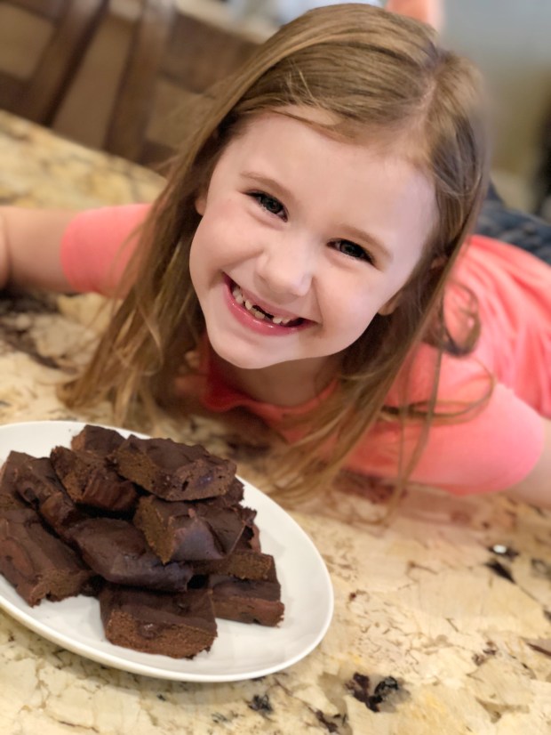 Maegan Blinka, Megan Blinka, Chickpea brownies, gluten free brownies, dairy free brownies, paleo brownies that are actually good, clean eating brownies, cleaned up sweet treats, refeed day, 80 day obsession, what is refeed day, what is the purpose of refeed day, how to restore glycogen,