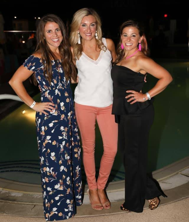 Maegan Blinka, Megan Blinka, What is Team Beachbody, Team Beachbody Annual Leadership event, girls weekend, Las Vegas Aria hotel and resort, Aria hotel and resort Pool, Aria pool, Girls weekend getaway, Top picks for a girls weekend, How to build a business from home, Mommypreneur lifestyle, Nordstroms fashion, Top elite Beachbody Coaches